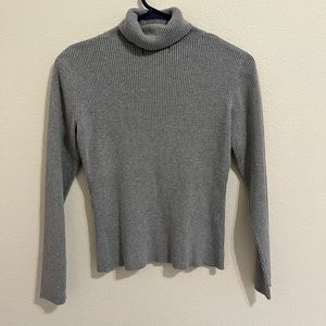 Casual Corner Annex Turtleneck